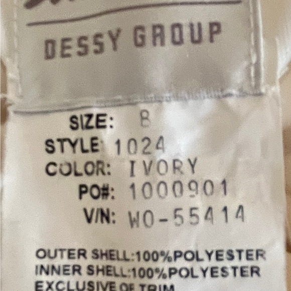 Sandals Destination Wedding Dress Size 8 - Picture 8 of 8